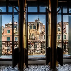 Savoia E Jolanda Venice
