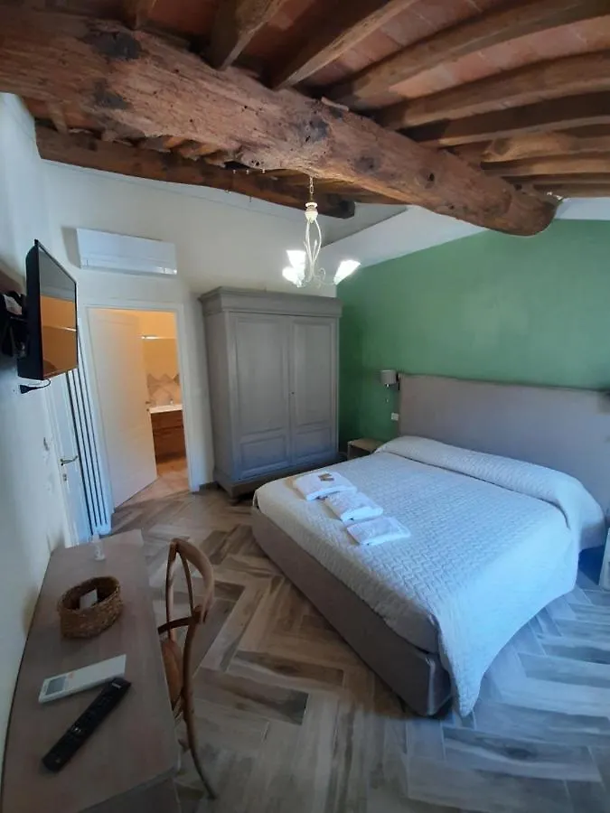 Il Vicolo Hotel Lucca 0*,  Italy