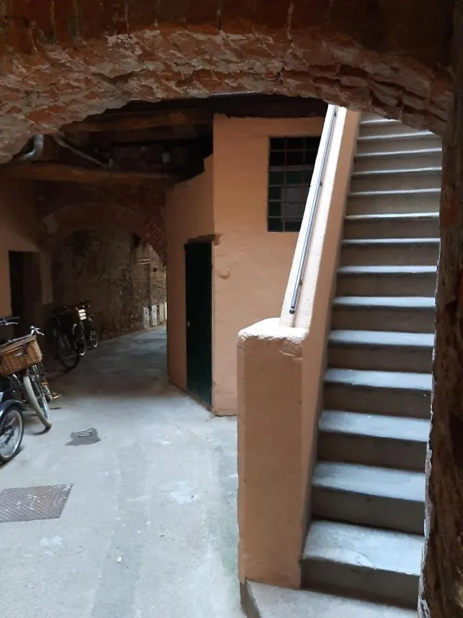 Guest house Il Vicolo Hotel Lucca Italy