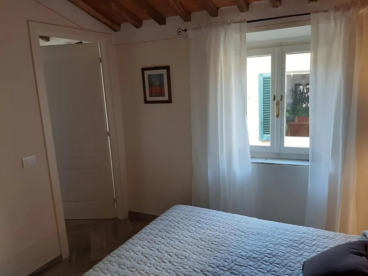 Il Vicolo Hotel Lucca 0*,