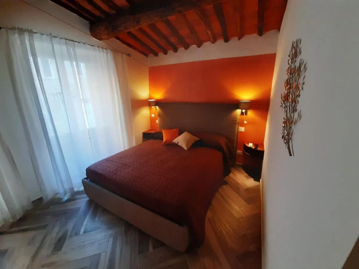 Il Vicolo Hotel Lucca 0*,  Italy